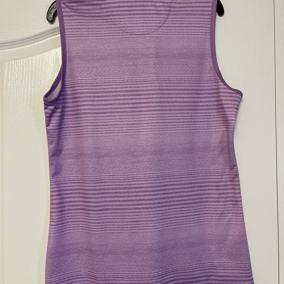 Greg Norman Sleeveless Zip shirt - Picture 6 of 6